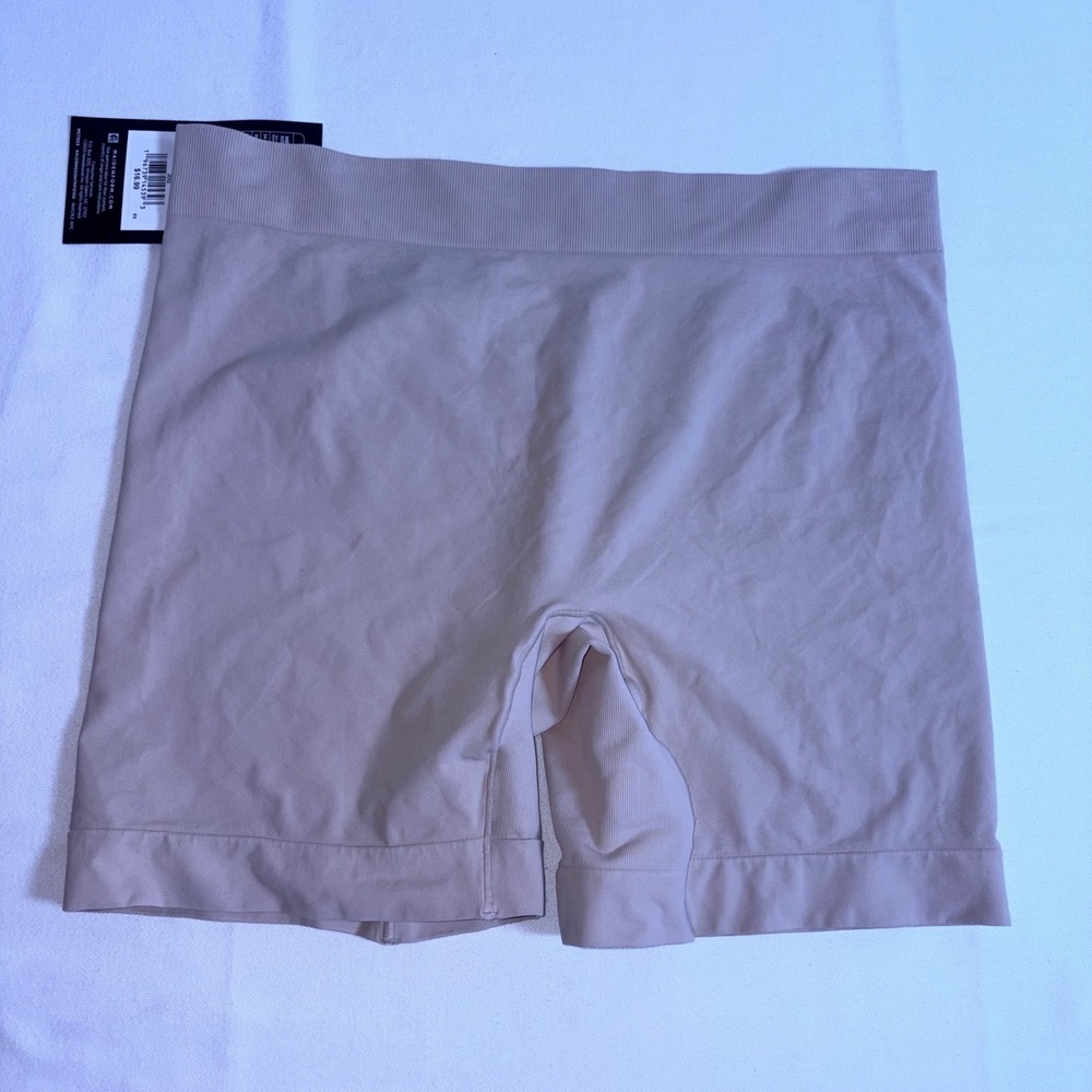 Maidenform Seamless Smoothing Short XL Beige NEW MST003 No Show Hem Stretch